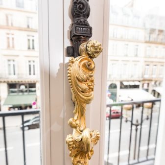 cremone-fenetre-sur-mesure-6